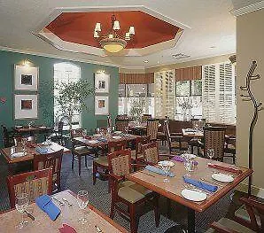 5 Calgary Downtown Hotel 3*,