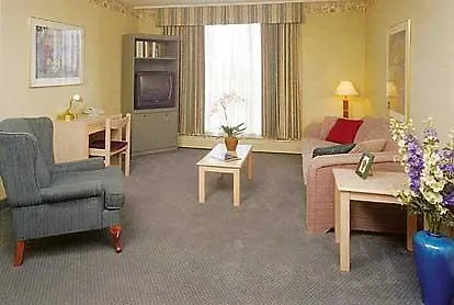5 Calgary Downtown Hotel 3*,  Canada