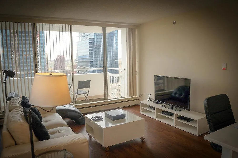 5 Calgary Downtown Hotel