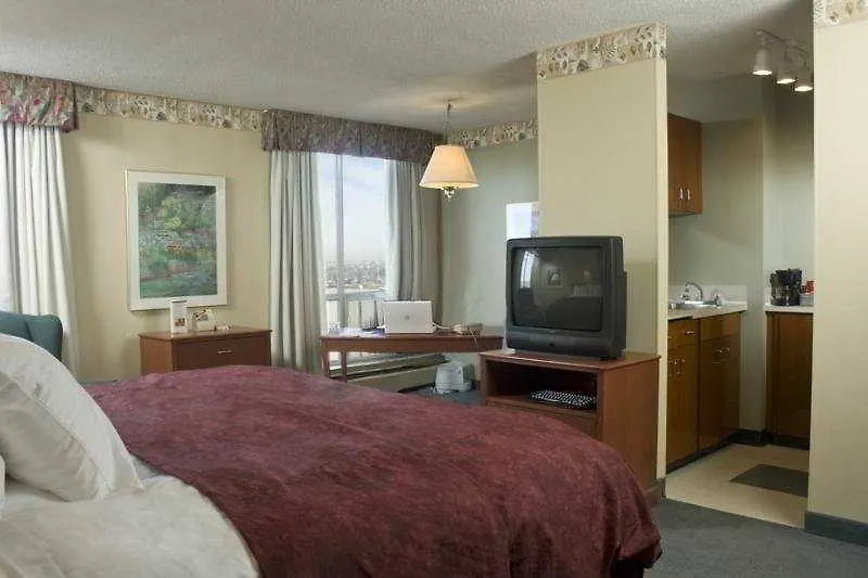 5 Calgary Downtown Hotel