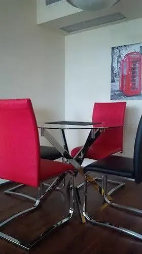 5 Calgary Downtown Hotel 3*,  Canada